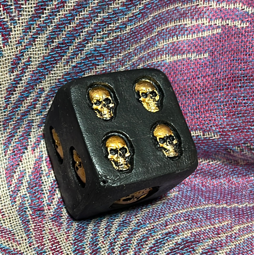 Large 6-Sided Skull Dice