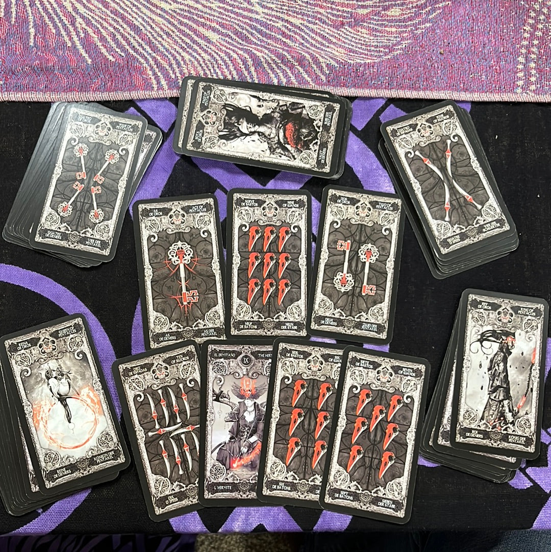 XIII Tarot