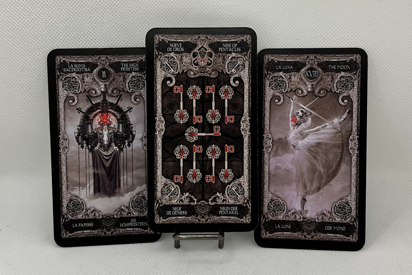 XIII Tarot